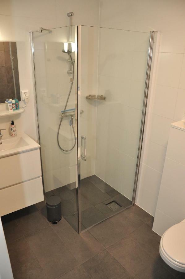 Elvis Presley Private Studio With Kitchen And Airconditioning 戈伊斯 外观 照片